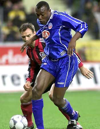 被镜头完全 被镜头完全