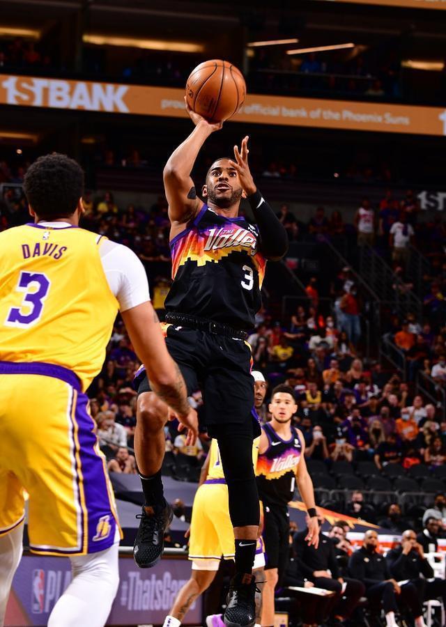 而随着他的 而随着他的